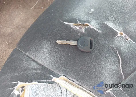 2004 Chevrolet Silverado 1500 Work Truck from USA, damaged, VIN 1GCEC14V44Z263070